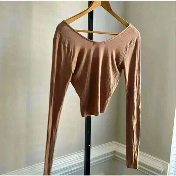 JOAH BROWN Scoop Neck Longsleeve - Picture 7 of 7